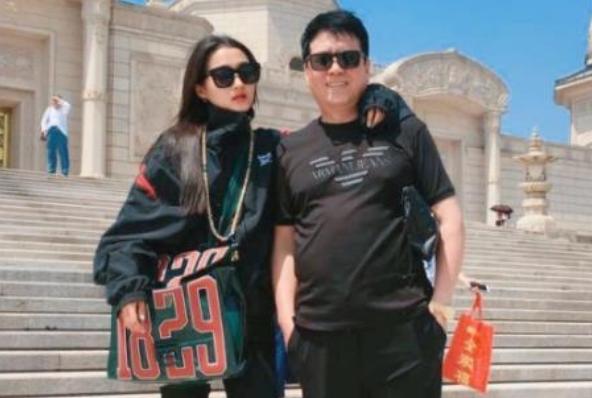 大专生能不能享用火车学生票优惠,大学生坐火车买车票是半价吗