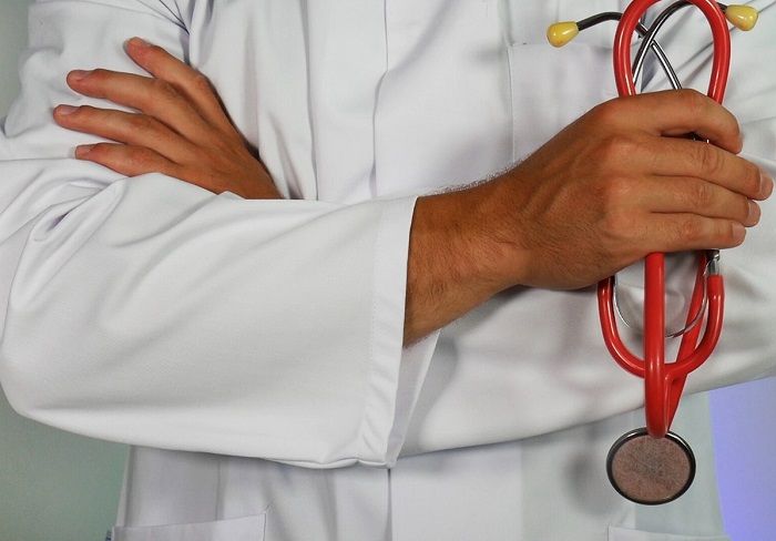 阴道炎发生在孕期，可能会导致孕妈早产，这些方法要学会