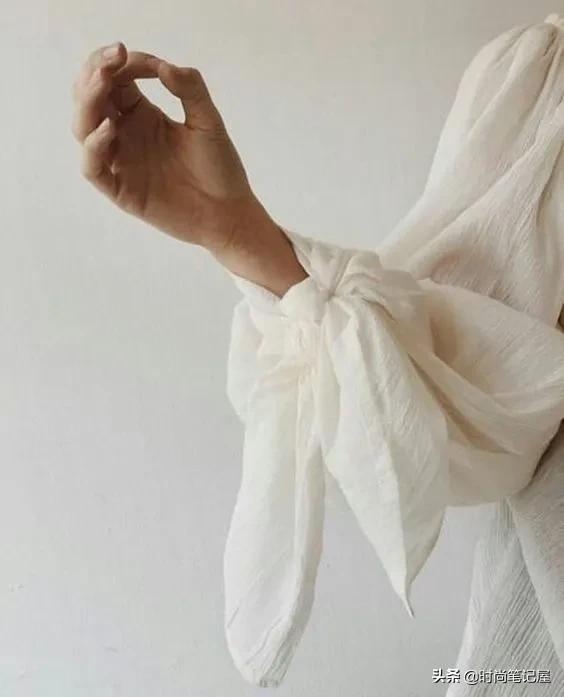 潮流衣服怎样打结好看,后面打结的衣服教程