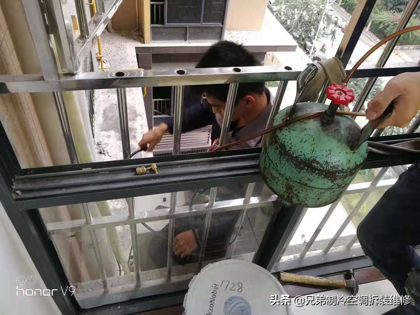 一分钟教会你空调收氟的操作方法,空调收氟没有遥控板怎么收氟