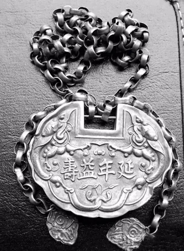 长命锁起源于中国历史上,长命锁中国式护身符