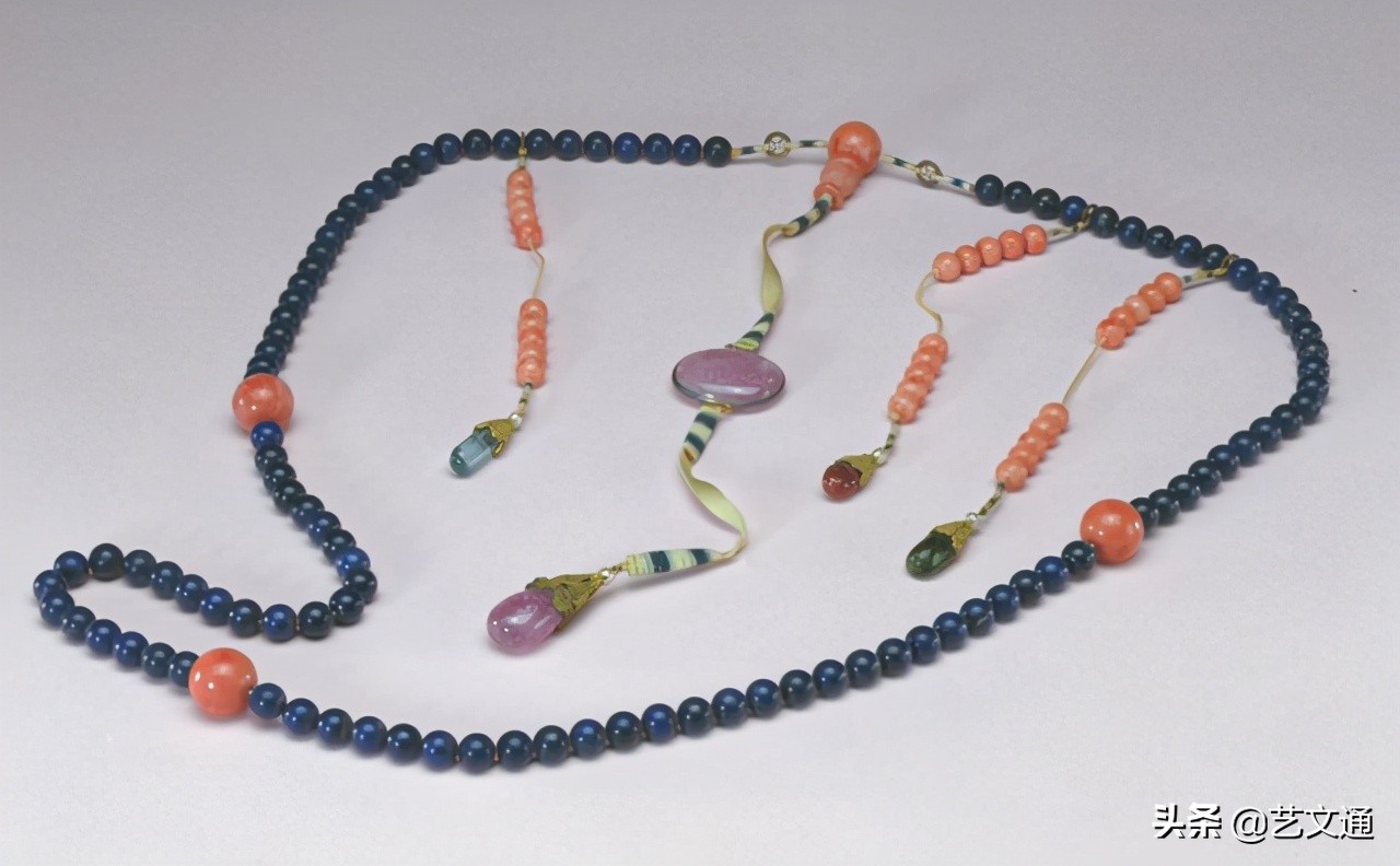 朝珠是朝廷发的吗,皇帝的朝珠值多少钱