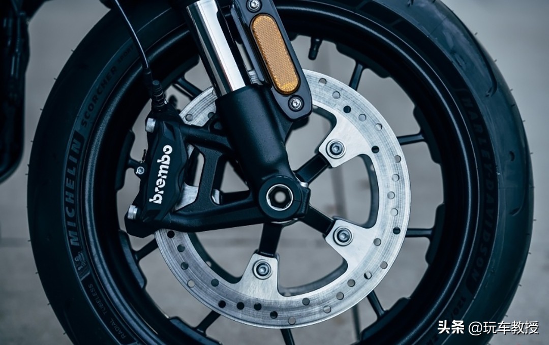 哈雷戴维森livewire电动摩托车,哈雷电动摩托车livewire价格