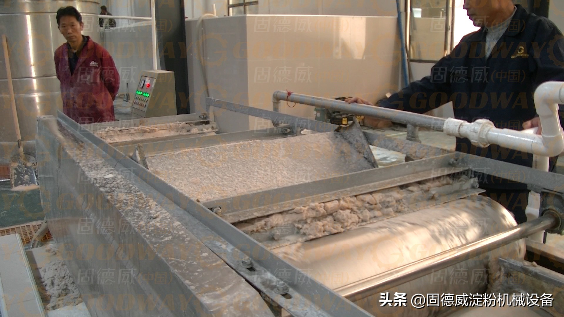 红薯淀粉加工的制作过程,红薯淀粉块状如何加工成粉末