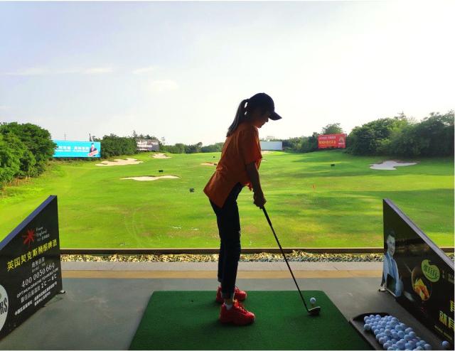 成都保利皇冠假日酒店是几星级,成都保利公园皇冠假日酒店好耍不