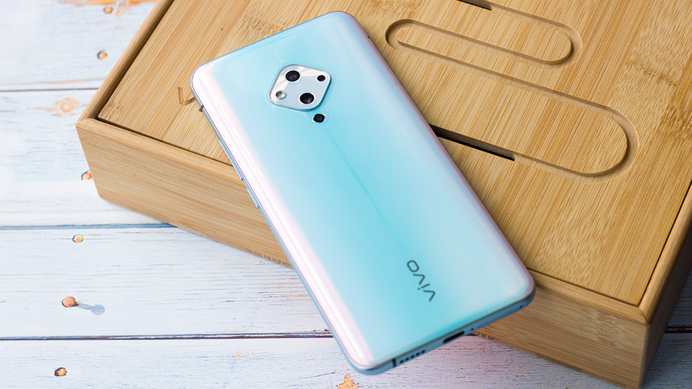 vivo5000元以内值得入手的手机,vivos5官方价格多少钱