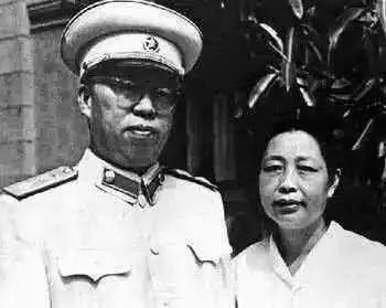 他是开国十大元帅之一，擅长的不是打仗，去世后毛主席亲自写诗悼念