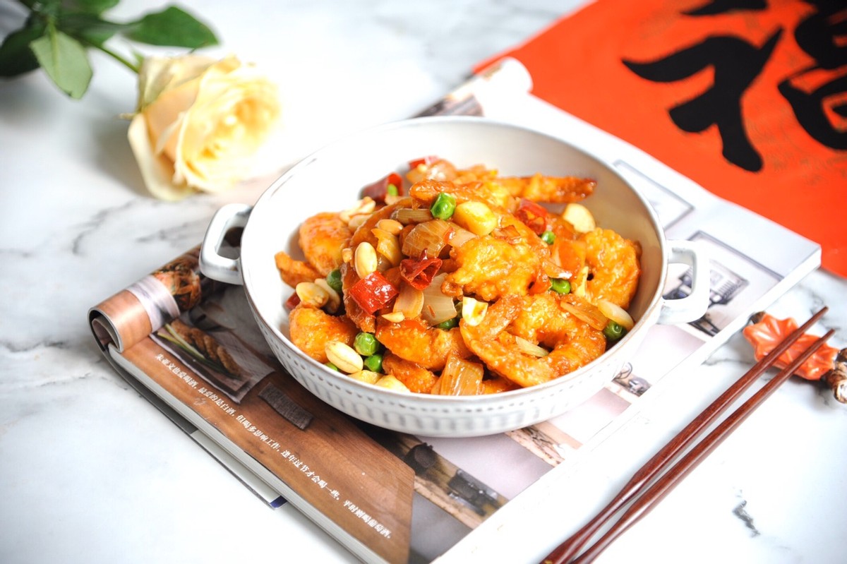 宫保鸡丁家常做法鲜美入味,虾仁煎鸡蛋宫保鸡丁家常做法