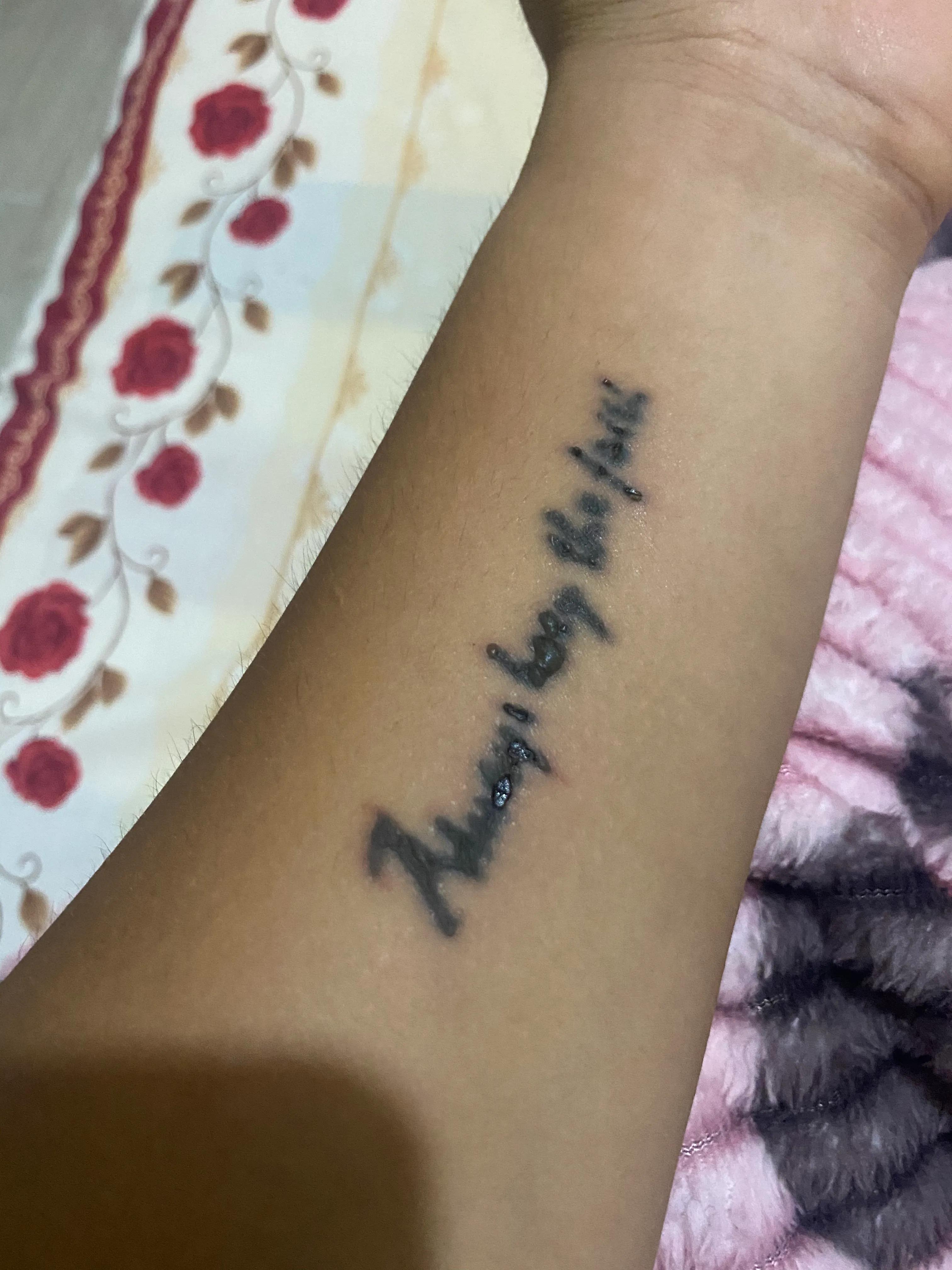 纹身真的能洗掉后会留下疤痕吗,网上的纹身药水真的能洗掉吗