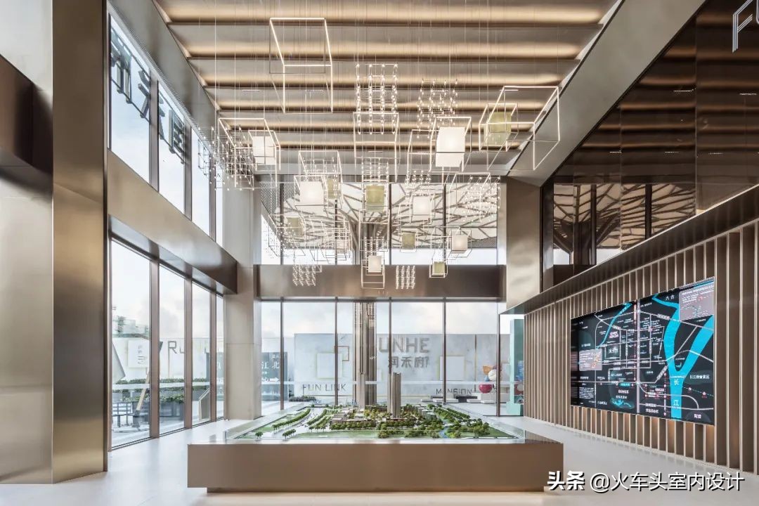 澶悏鍏冪浣滃搧,澶悏鍏冪