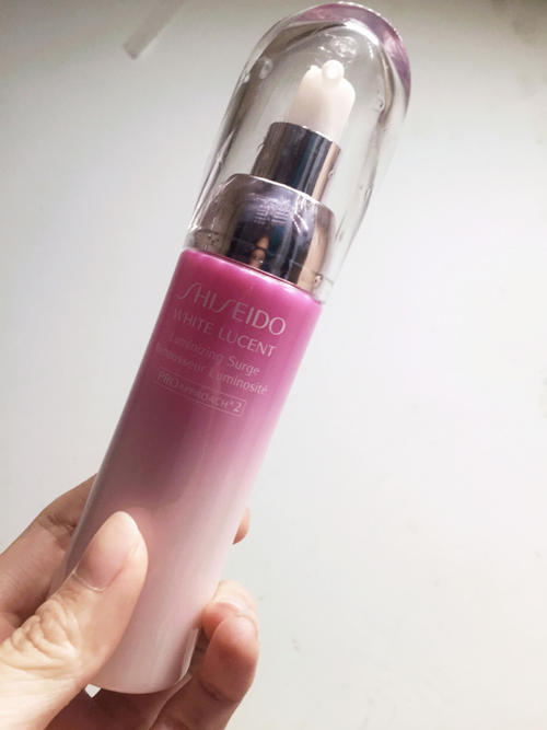 混合油皮适合护肤精华,混油皮保湿护肤方法