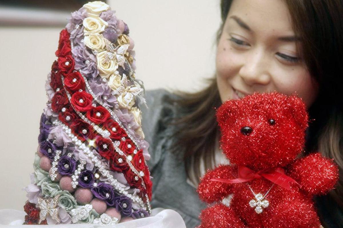 最贵的圣诞树多少钱一棵,全世界最重的圣诞树