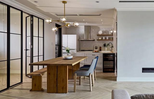 主卧大浴缸衣帽间,独立式浴缸衣帽间