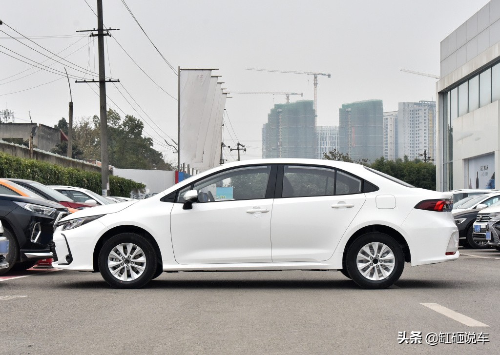 卡罗拉1.2t和1.6l哪个保值率更好,新款丰田卡罗拉8万到10万手动挡