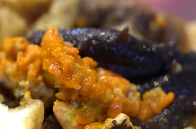 徐州第一的包子铺，一个包子卖88元，食客挤爆大厅，不预定吃不上