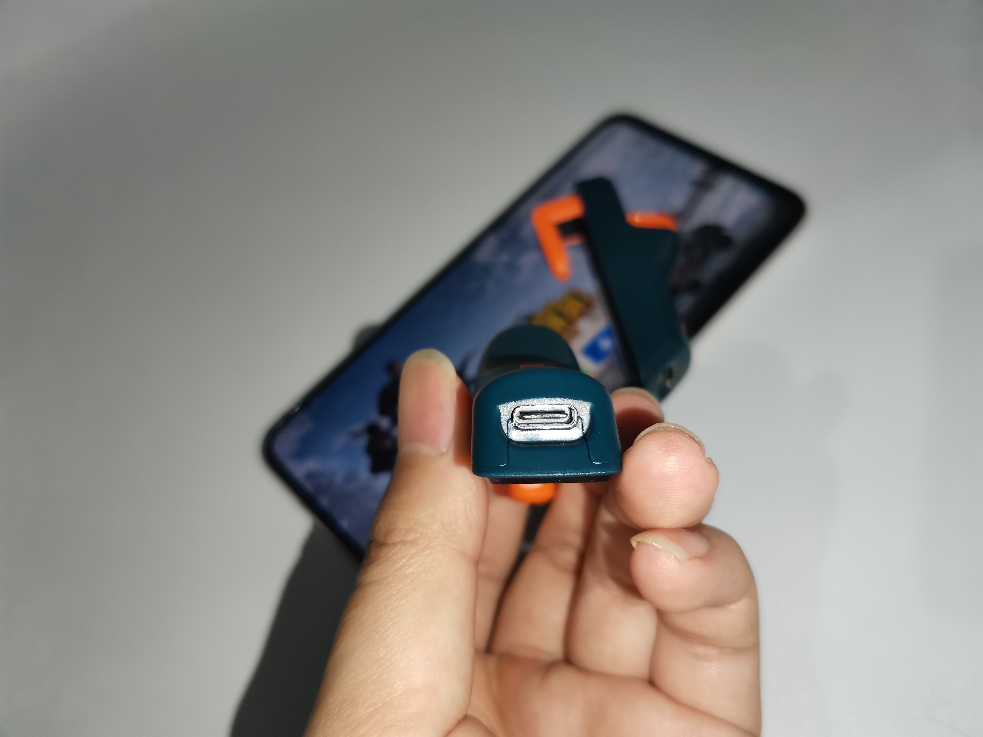 吃鸡神器6指操作键位设置手机,吃鸡神器6指键位操作设置