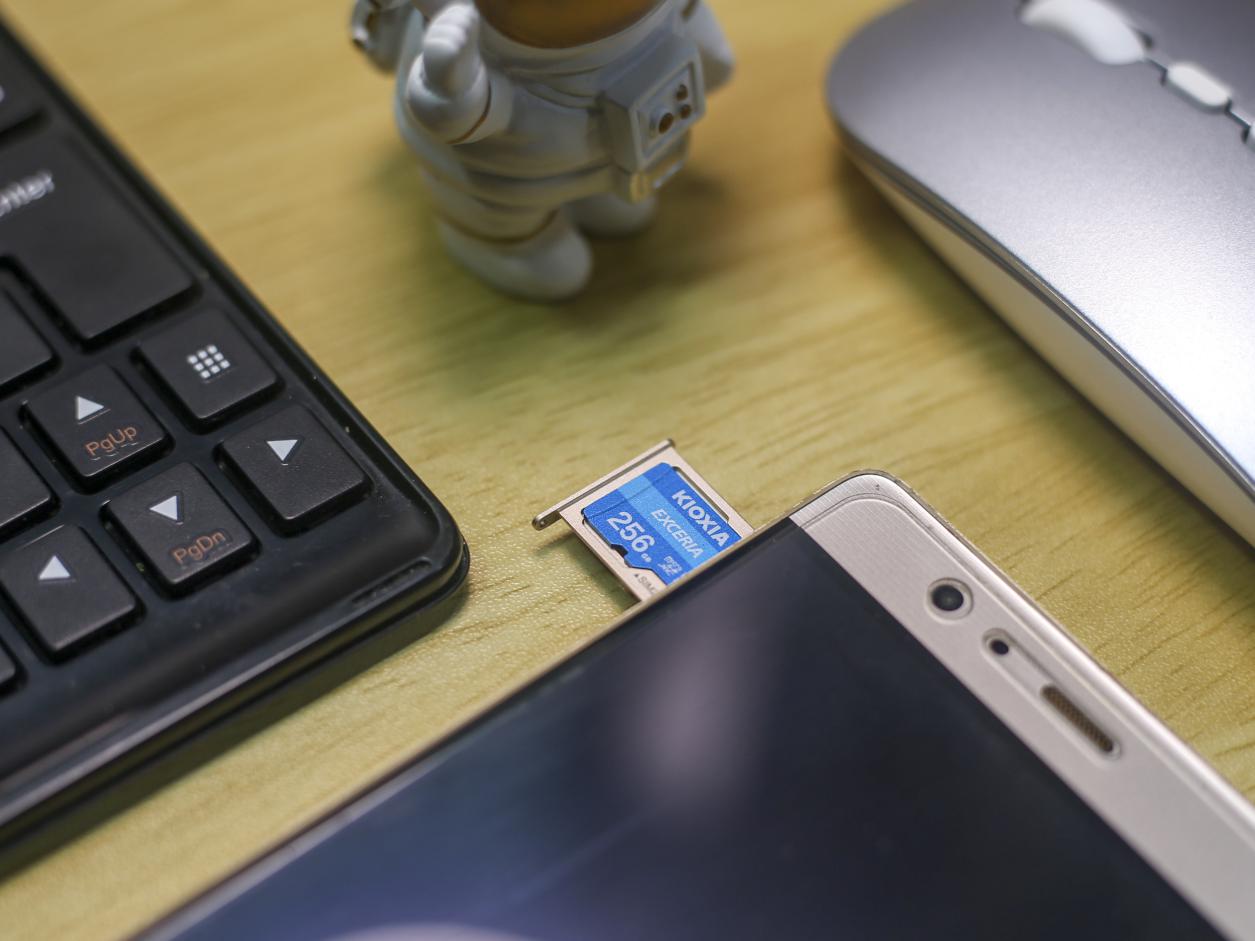 铠侠存储卡空间,铠侠金属u盘扩容