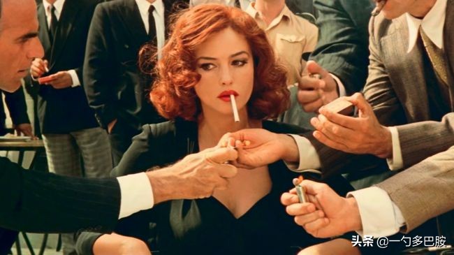 拒当纸片人！影视剧中那些美出天际的丰满女神