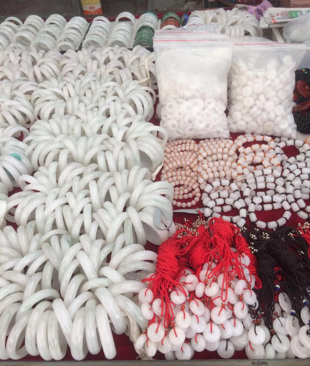 人人都买得起的奢侈品,人人都买得起翡翠