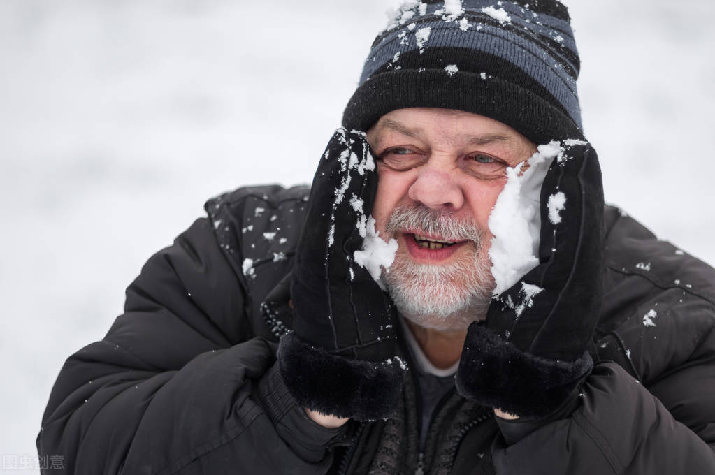 在长冻疮之前手指冻僵了,冬天手冻疮戴手套也没有用怎么办