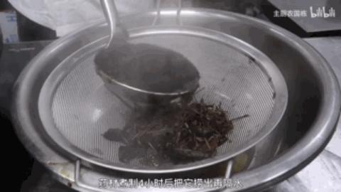 龟苓膏有龟与无龟的差别,龟苓膏居然真的是活龟熬出来的