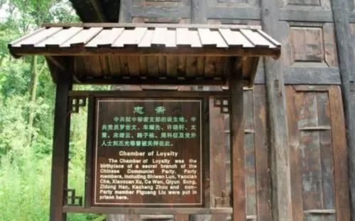 中国的五星红旗到底有多么强大,来感受一下五星红旗有多震撼人心