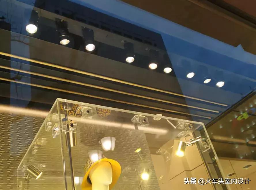 lvgucci等奢侈品门店设计,lv奢侈品店灯光设计