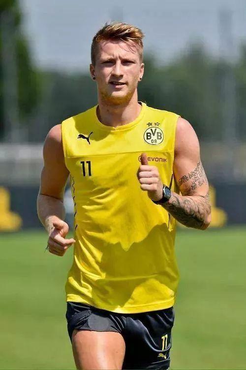 足球十大帅哥,世界十大足球美男子排行榜