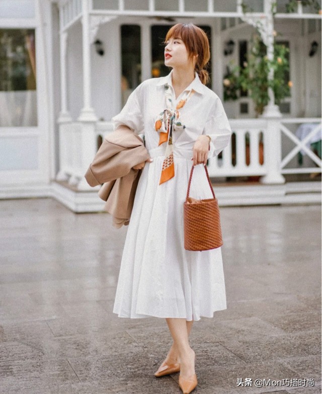 丝巾有几种戴法视频,春天的丝巾流行这样系