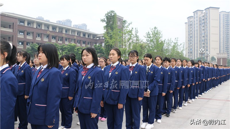 唱响“三部曲”，做好“十二赞”——内江50余万大中小幼学生掀起学“四史”热潮