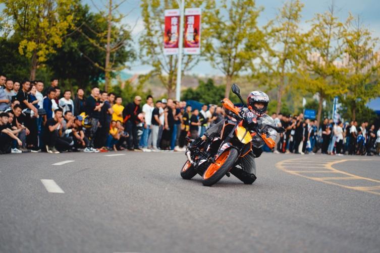 重庆摩博会印第安摩托车,摩托车去重庆摩博会需要准备哪些