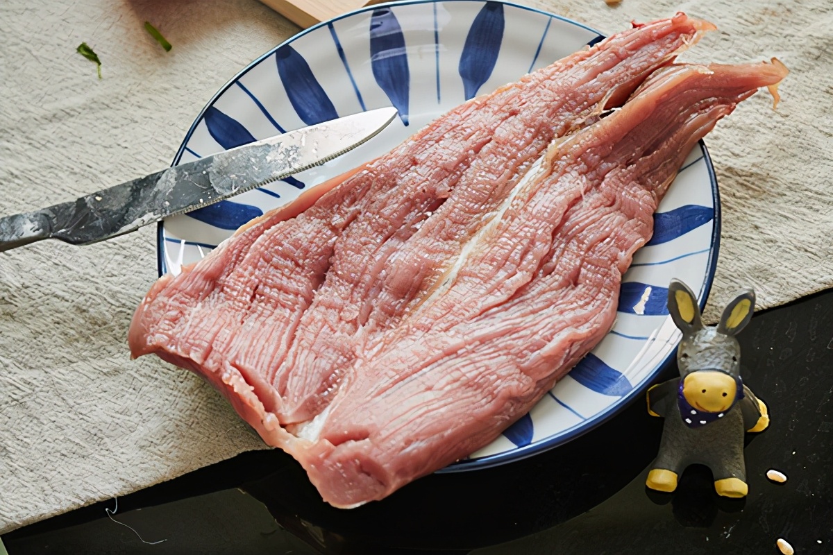 胆囊切除术后六个月后可以吃鸡蛋,胆囊切除术后多久才能吃鸡蛋牛奶