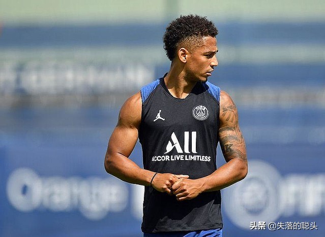 足球运动员增肌有什么弊端,足球运动员肌肉膨胀