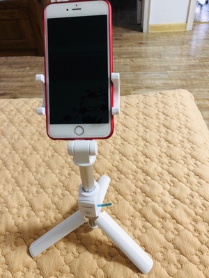 华为三脚架自拍杆af15怎么用,华为有线自拍杆的使用方法及操作