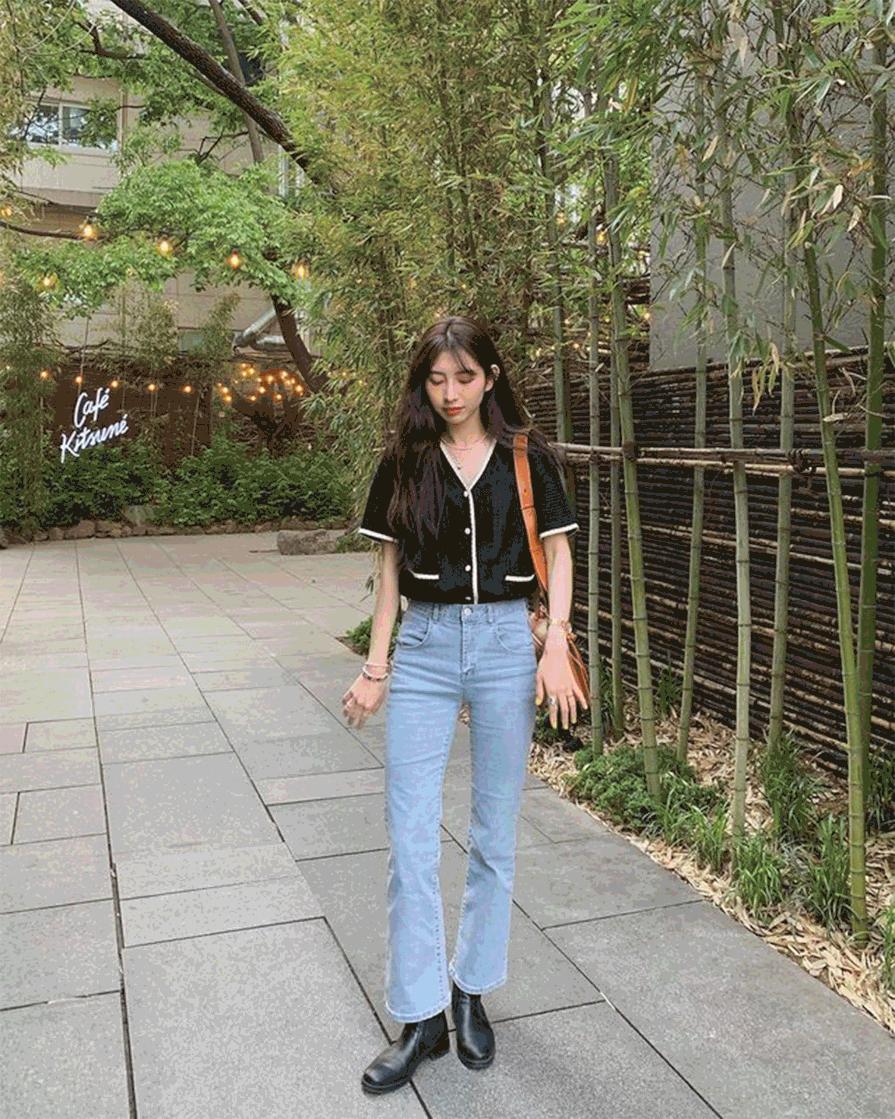 矮个子必备鞋最新款马丁靴,今年最火的中筒靴粗腿圆头马丁靴