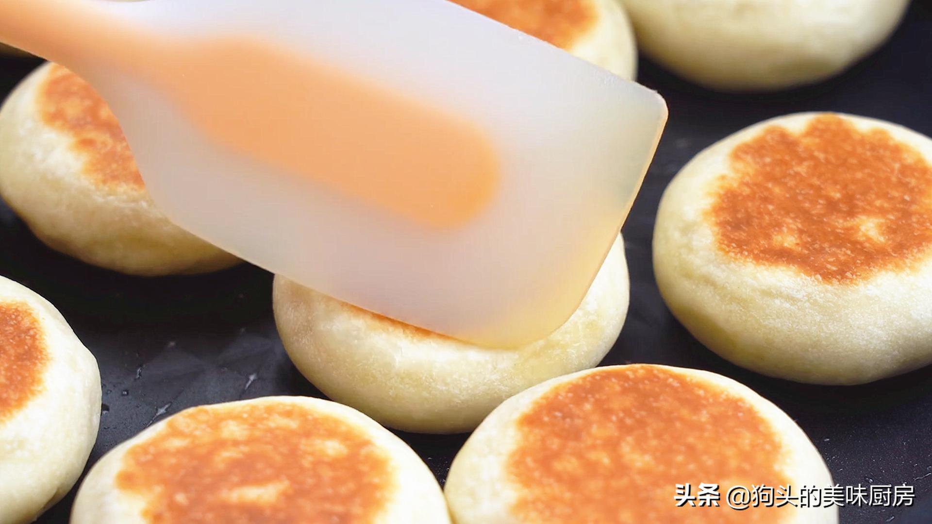 不用烤箱酥皮绿豆饼简易版,又酥又不油的绿豆饼