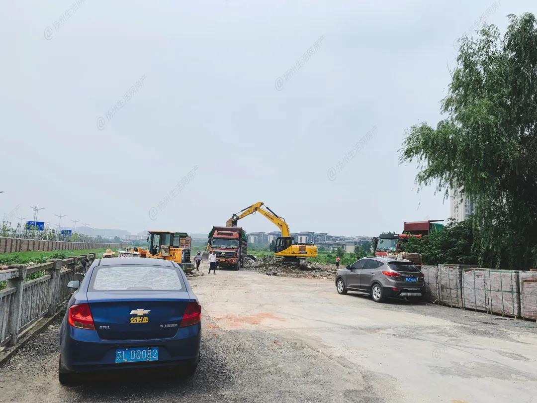 规划调整！超15万方巨无霸地块来了！小学来了！这个板块热度飙升