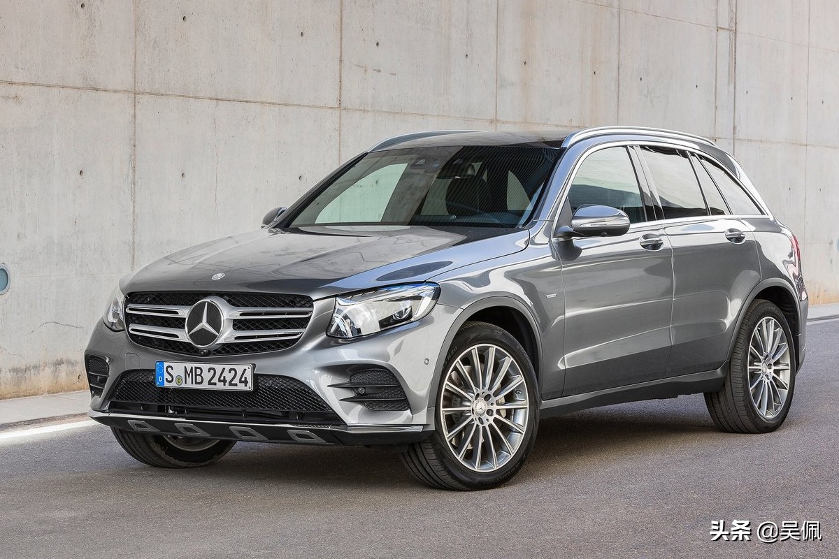 奔驰glc300和宝马x3哪个好一点,宝马x32022款和2021款对比