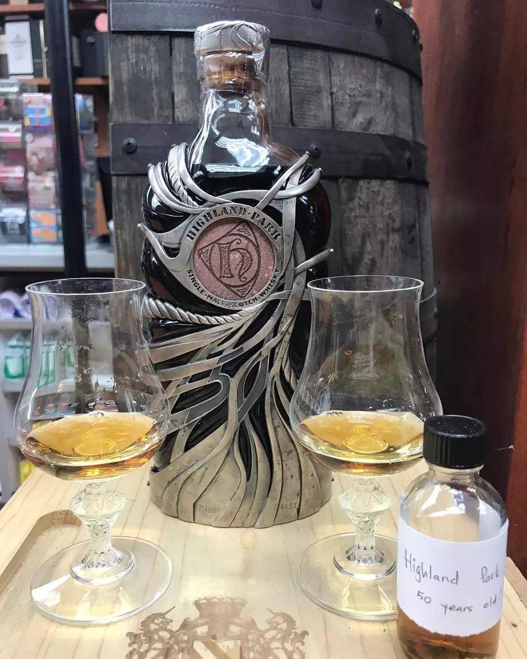 最美酒瓶2024,威士忌什么牌子的酒瓶最好看