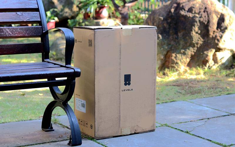 快速取物，为商务人士定制地平线8号登机箱体验