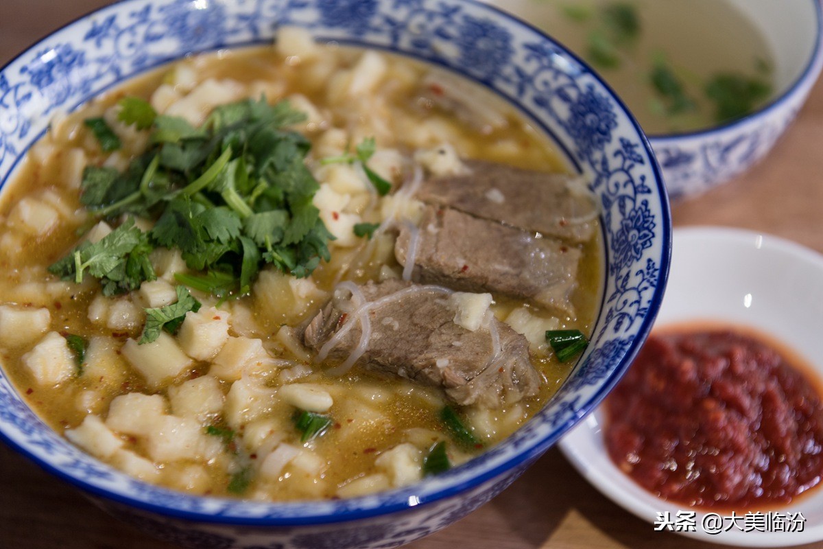 临汾迎春街泡馍,咥一碗泡馍太过瘾