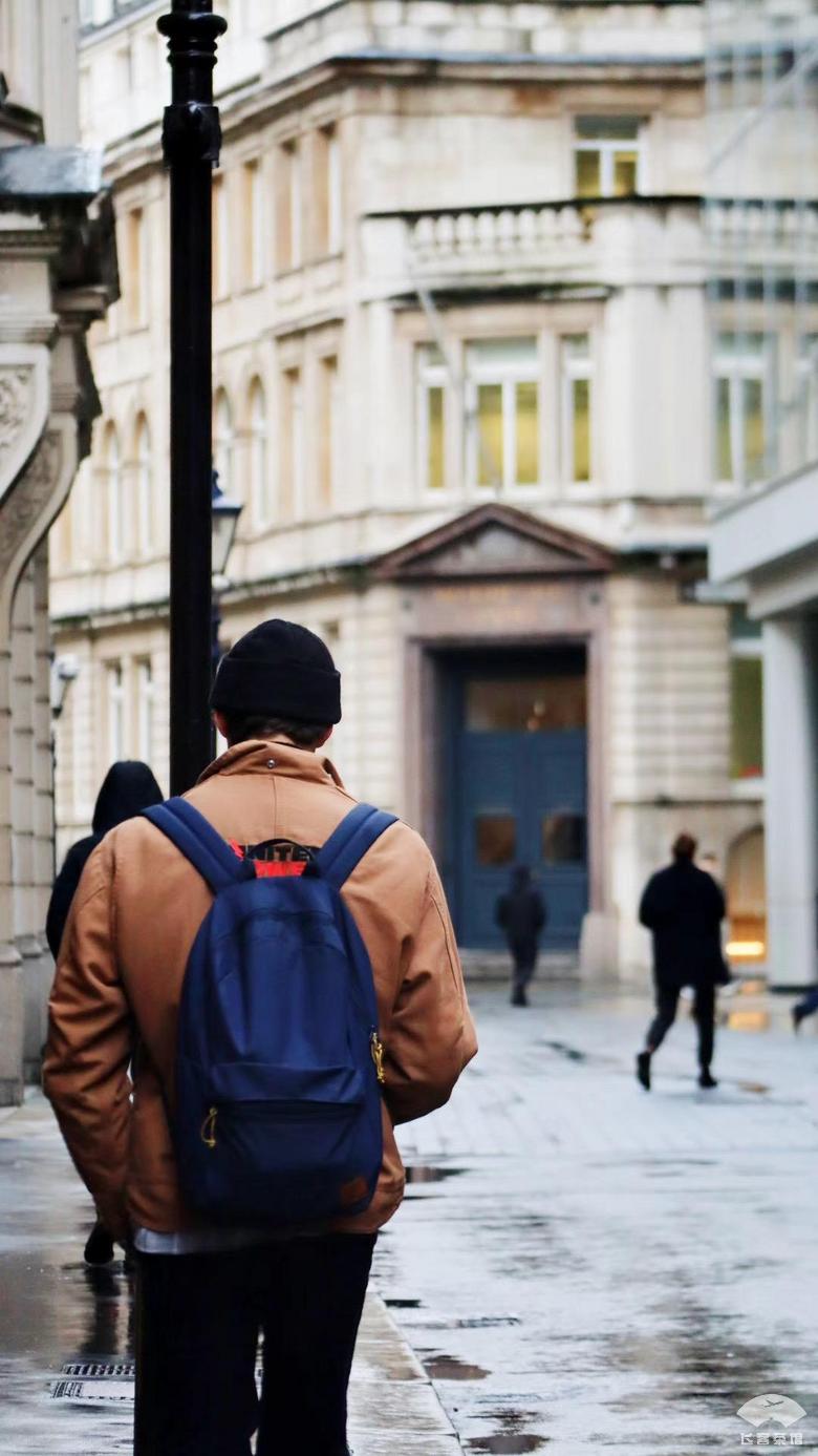 拔草国航第一架A350墨镜侠！机舱配置和服务水准，不亚于五星航司