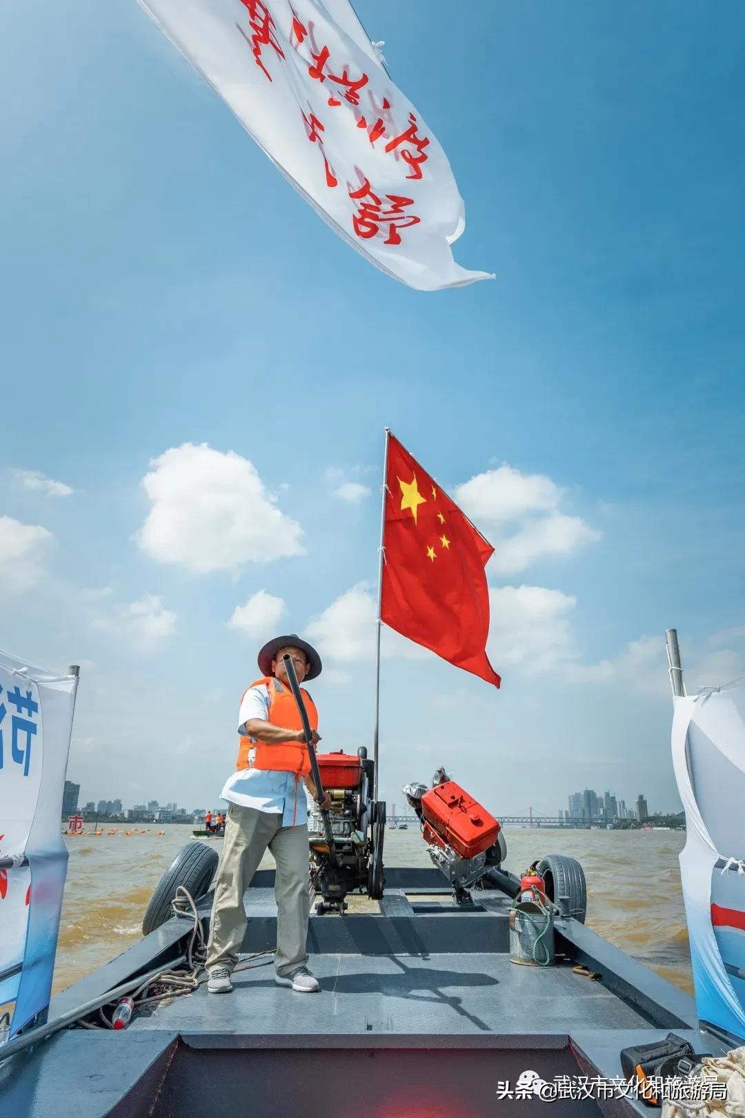 武汉渡江节获奖,3-6岁佩奇