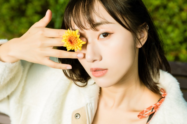 “借我的20万块钱买房，为什么与别的女人同住”“因为你傻呀”