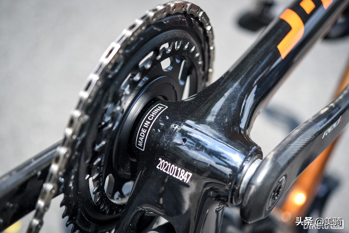 入门碳纤维公路车和顶级铝公路车,kootu碳纤维公路车测评