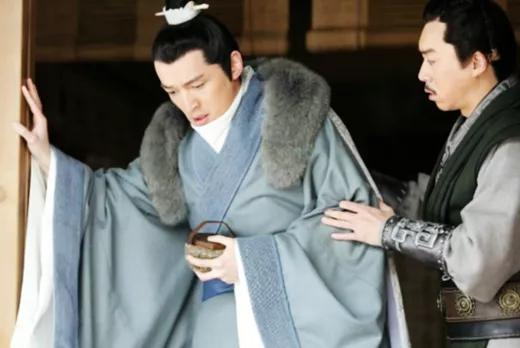 中国人挨冻简史：没有暖气片，给个皇帝都不干