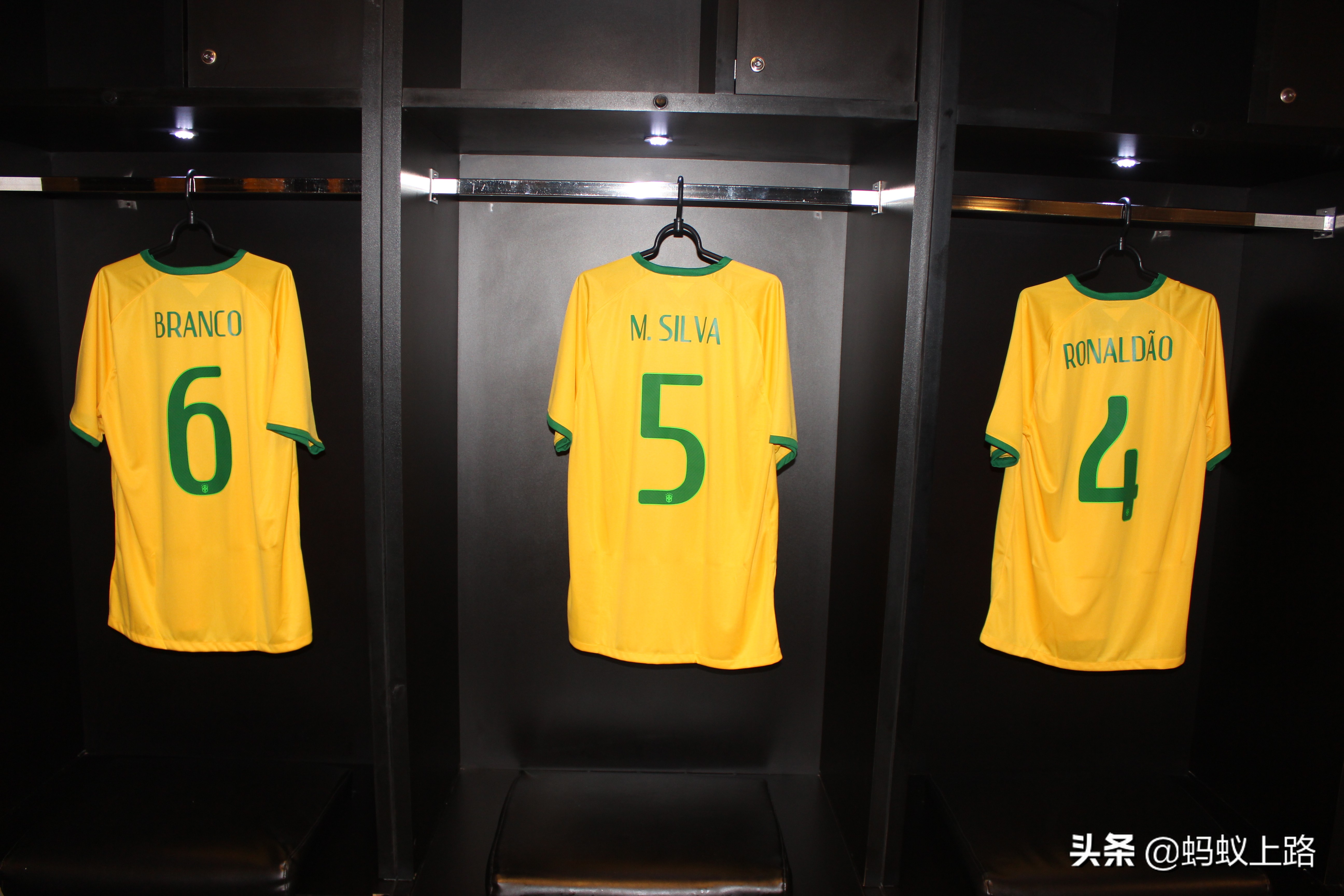 上帝之城巴西版电影,上帝之城英文