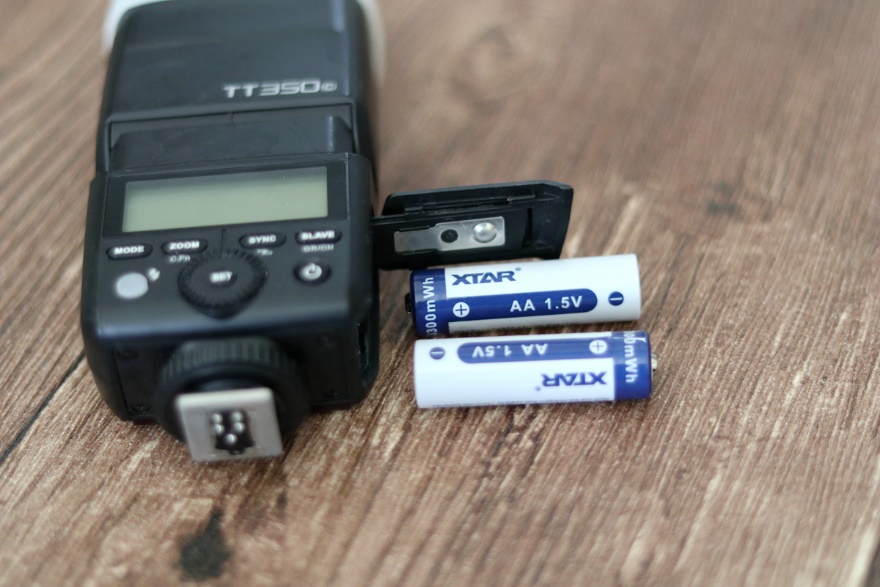 xtarvc4plus充电器评测,xtar1.5v充电电池质量好吗