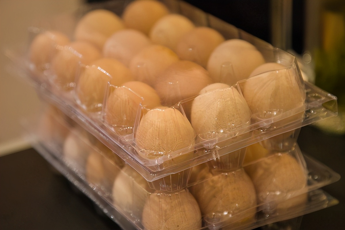 胆囊切除术后六个月后可以吃鸡蛋,胆囊切除术后多久才能吃鸡蛋牛奶