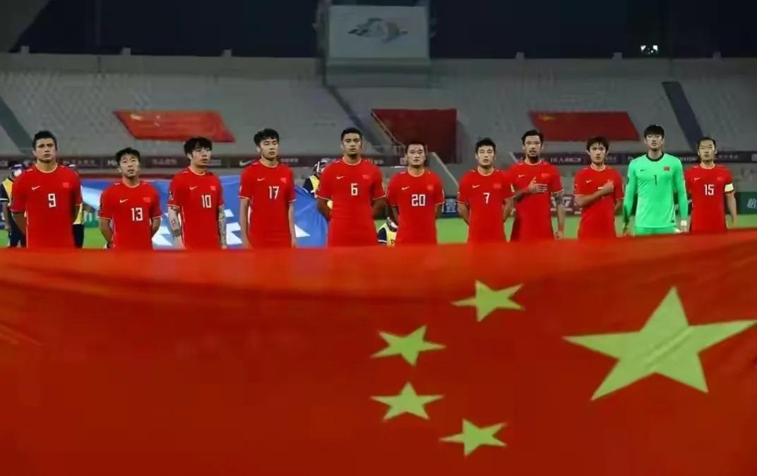 国足2002与巴西对攻,国足世界杯和巴西打对攻